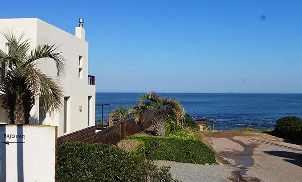 FIND YOUR
BEACH HOUSE